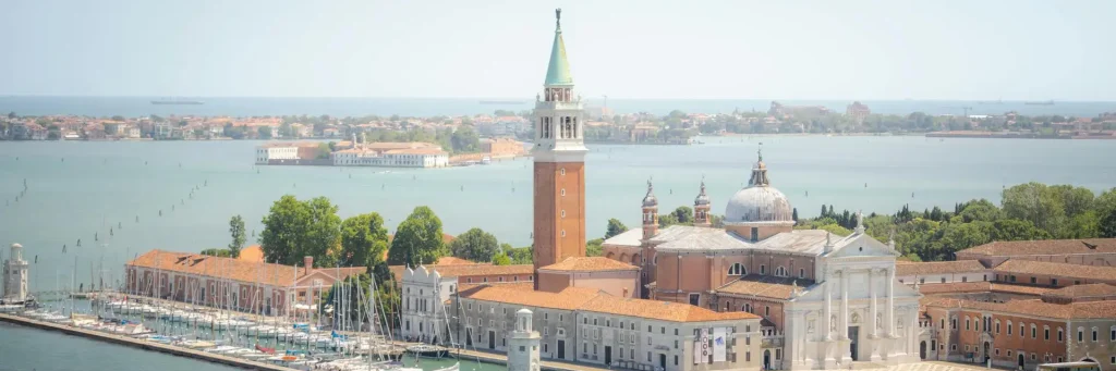 private group island copertina