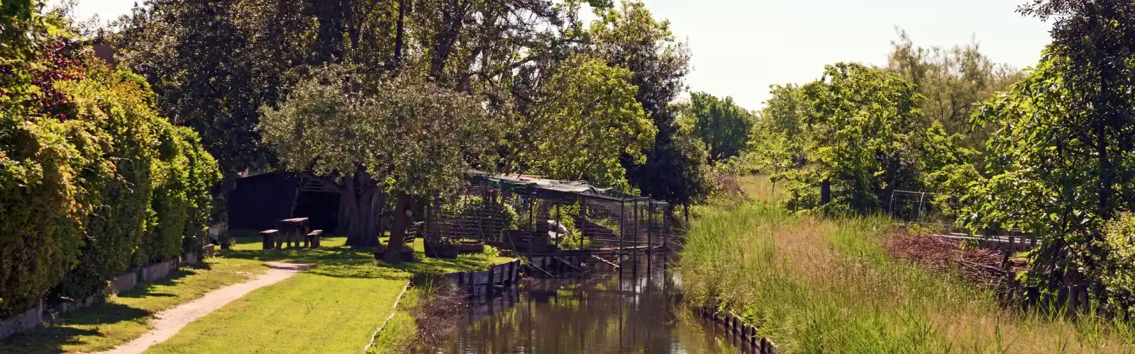 Island of Sant'Erasmo among vegetables, honey and wine